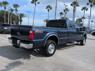 Ford F-250 Super Duty 2015 4x4 XL 4dr Crew Cab 6.8 ft. Pickup