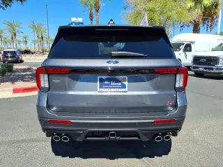 Ford Explorer 2025 AWD ST SUV de 4 puertas