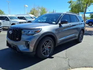 Ford Explorer 2025 AWD ST SUV de 4 puertas