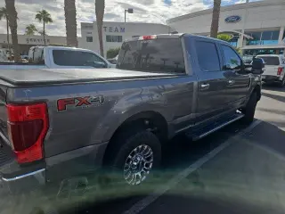 Ford F-250 Super Duty 2021 4x4 XLT 4dr Crew Cab 6.8 ft. SB Pickup