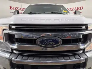 Ford F-250 Super Duty 2020 4x4 XLT 4 puertas Cabina Crew 6.8 pies SB pickup