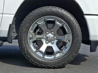 Ram 1500 2022 4x4 Big Horn 4dr Crew Cab 5.6 ft. SB Pickup