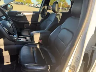 Ford Escape 2023 AWD Platinum 4dr SUV