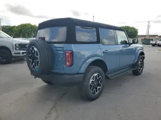 Ford Bronco 2025 4x4 Outer Banks 4dr SUV