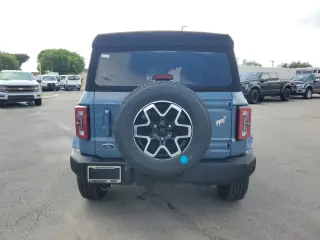 Ford Bronco 2025 4x4 Outer Banks 4dr SUV