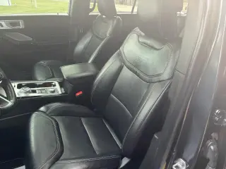 Ford Explorer 2023 AWD ST 4dr SUV