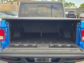 Jeep Gladiator 2021 4x4 Deportivo 4dr Cabina de tripulante 5.0 ft. DB