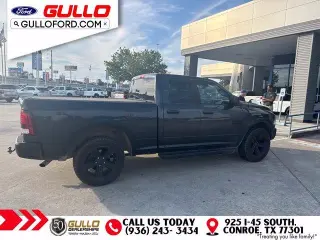 Ram 1500 Classic 2021 4x4 SLT 4 Quad Cab 6.3 ft. Camioneta Pickup