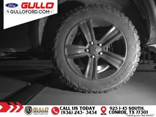 Ram 1500 Classic 2021 4x4 SLT 4 Quad Cab 6.3 ft. Camioneta Pickup