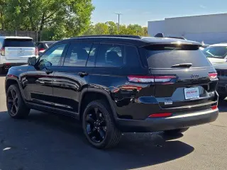 Jeep Grand Cherokee L 2023 4x4 Limited 4dr SUV