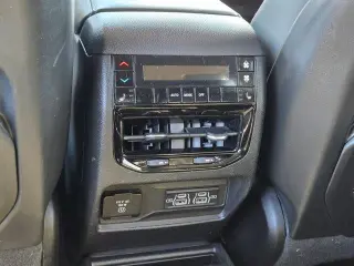 Jeep Grand Cherokee L 2023 4x4 Limited 4dr SUV