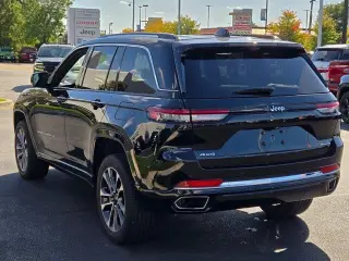 Jeep Grand Cherokee 2023 4x4 Overland 4dr SUV