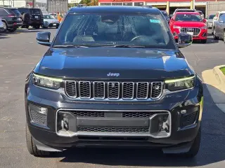 Jeep Grand Cherokee 2023 4x4 Overland 4dr SUV