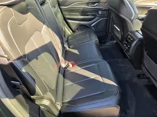 Jeep Grand Cherokee 2023 4x4 Overland 4dr SUV