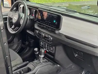 Jeep Wrangler 2025 4x4 Deportivo 4dr SUV