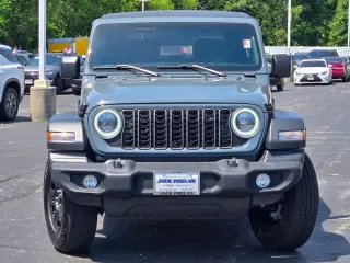 Jeep Wrangler 2025 4x4 Deportivo SUV 2 puertas
