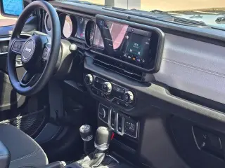 Jeep Wrangler 2025 4x4 Deportivo SUV 2 puertas