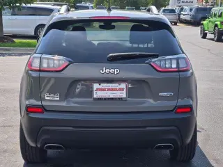 Jeep Cherokee 2019 4x4 Altitude 4dr SUV