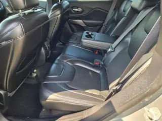 Jeep Cherokee 2019 4x4 Altitude 4dr SUV