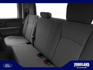 Ram 1500 2017 4x4 Tradesman 4dr Quad Cab 6.3 ft. SB Pickup