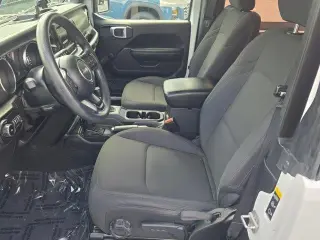 Jeep Wrangler 2022 4x4 Sport 2puertas SUV