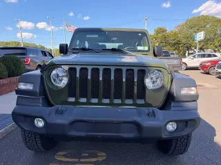 Jeep Wrangler 2021 4x4 Sport 2 puertas SUV