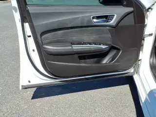 Acura TLX 2019 V6 4dr Sedán con paquete de Tecnología y A-SPEC (Interior Rojo)