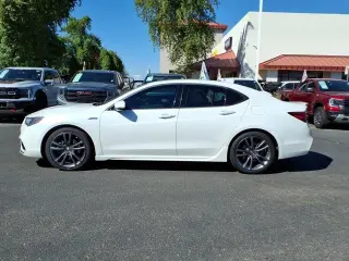 Acura TLX 2019 V6 4dr Sedán con paquete de Tecnología y A-SPEC (Interior Rojo)