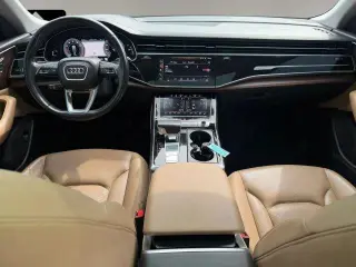 Audi Q8 2019 AWD quattro Prestige 55 TFSI SUV de 4 puertas
