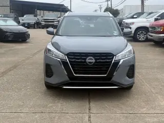 2024 Nissan Kicks SV Xtronic CVT