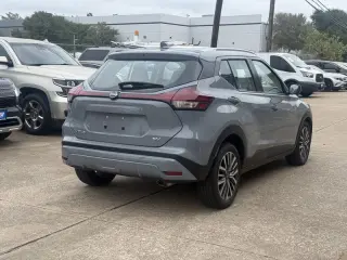 2024 Nissan Kicks SV Xtronic CVT