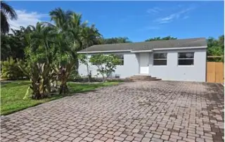 Propiedad de alquiler con 3 dormitorios y 2 baños en Lake Worth Beach