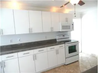 Propiedad de alquiler con 3 dormitorios y 2 baños en Lake Worth Beach