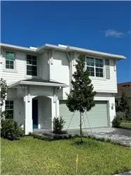 Propiedad de alquiler con 4 dormitorios y 3.5 baños en LOXAHATCHEE