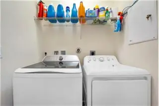 Propiedad en alquiler con 3 dormitorios y 2.5 baños en COCONUT CREEK
