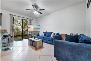 Propiedad en alquiler con 3 dormitorios y 2.5 baños en COCONUT CREEK