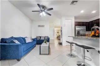 Propiedad en alquiler con 3 dormitorios y 2.5 baños en COCONUT CREEK