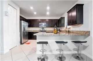 Propiedad en alquiler con 3 dormitorios y 2.5 baños en COCONUT CREEK