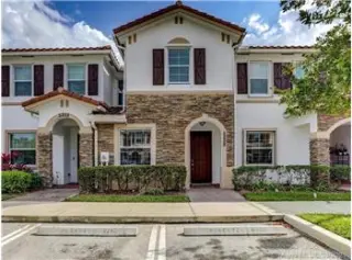 Propiedad de alquiler con 3 dormitorios y 2.5 baños en WEST PALM BEACH