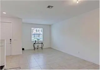 Propiedad de alquiler con 3 dormitorios y 2.5 baños en WEST PALM BEACH