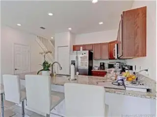 Propiedad de alquiler con 3 dormitorios y 2.5 baños en WEST PALM BEACH