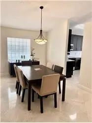 Propiedad de alquiler con 3 dormitorios y 2 baños en WEST PALM BEACH