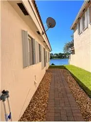 Propiedad de alquiler con 3 dormitorios y 2 baños en WEST PALM BEACH