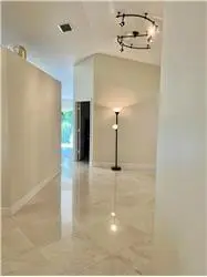 Propiedad de alquiler con 3 dormitorios y 2 baños en WEST PALM BEACH