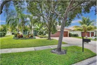 Propiedad de alquiler con 4 dormitorios y 3 baños en LAKE WORTH BEACH