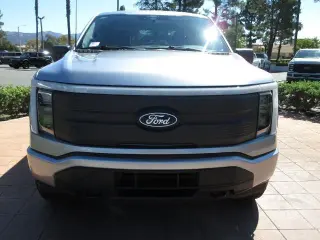 Ford F-150 Lightning 2024 AWD XLT 4dr SuperCrew 5.5 ft. SB