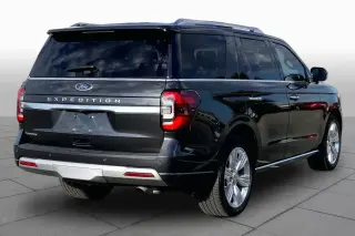 Ford Expedition 2023 4x4 Platinum 4dr SUV