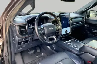 Ford Expedition 2023 4x4 Platinum 4dr SUV