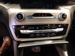 Ford Explorer 2020 AWD XLT 4dr SUV