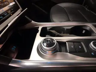 Ford Explorer 2020 AWD XLT 4dr SUV